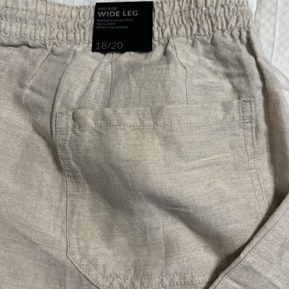 Lane Bryant wide leg, 18/20 NWT - Picture 6 of 6